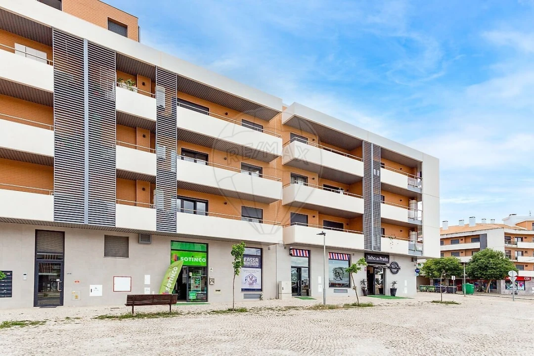 Apartamento T1 para Venda em Pinhal Novo Foto 32