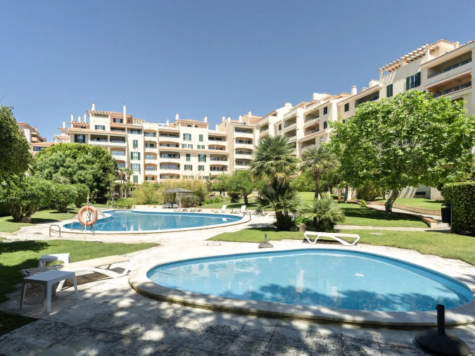 Apartamento T2 para Venda em Cascais e Estoril Foto 3