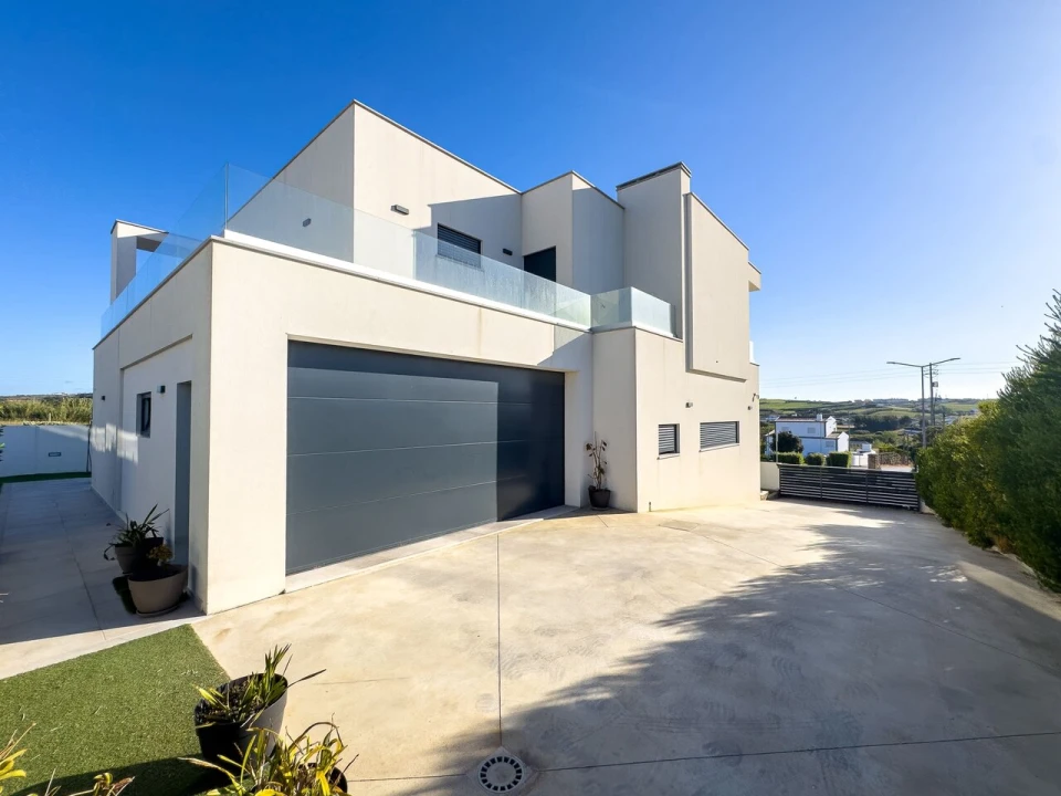 Moradia T4 para Venda em Ericeira Foto 51