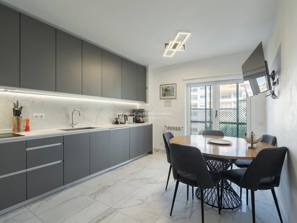 Apartamento T2 para Venda em Cascais e Estoril Foto 16