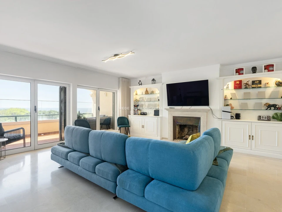 Apartamento T2 para Venda em Cascais e Estoril Foto 3