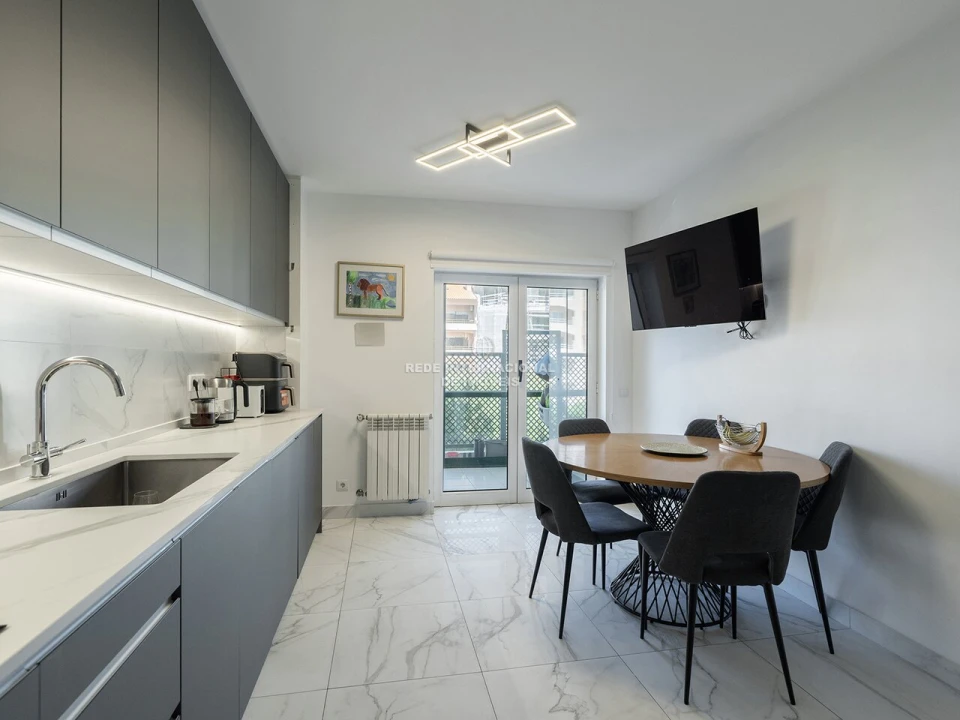 Apartamento T2 para Venda em Cascais e Estoril Foto 24