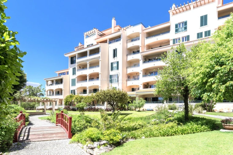 Apartamento T2 para Venda em Cascais e Estoril Foto 27