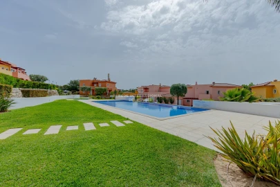 Moradia T3 para Venda em Quarteira