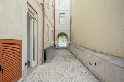 Apartamento T4 para Venda em Alcantara