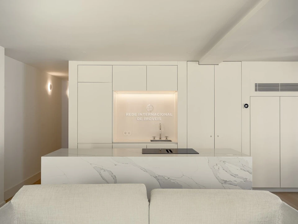 Apartamento T2 para Venda em Santo António Foto 14