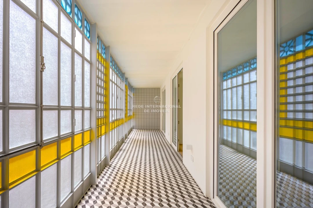 Apartamento T2 para Venda em Santo António Foto 5