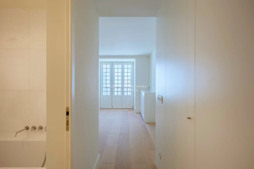 Apartamento T2 para Venda em Santo António Foto 1
