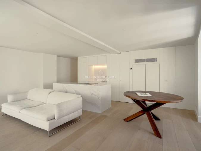 Apartamento T2 para Venda em Santo António Foto 33