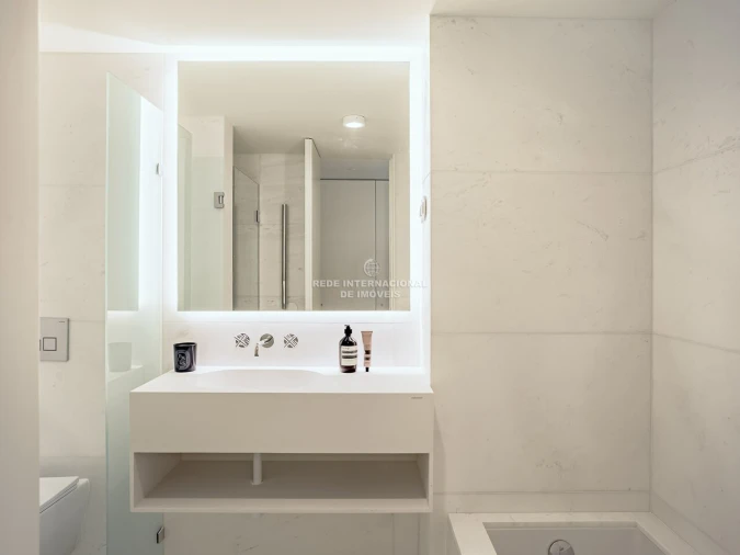 Apartamento T2 para Venda em Santo António Foto 34