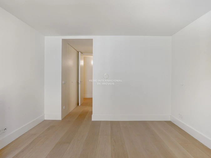 Apartamento T2 para Venda em Santo António Foto 17