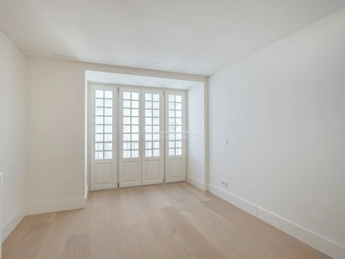 Apartamento T2 para Venda em Santo António Foto 24