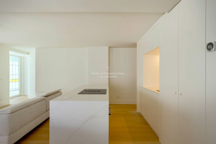 Apartamento T2 para Venda em Santo António Foto 4