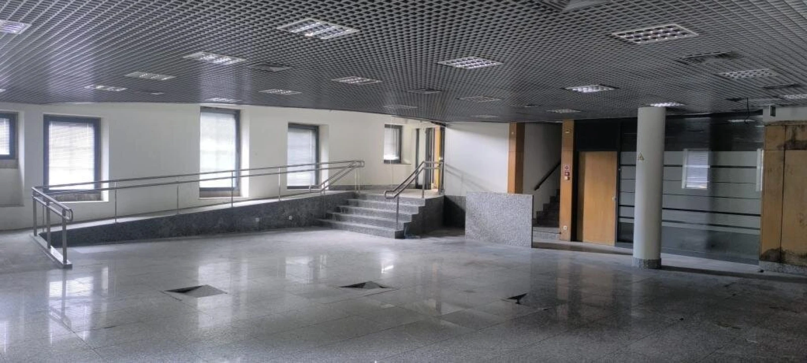 Prédio para Venda em Almeida Foto 14