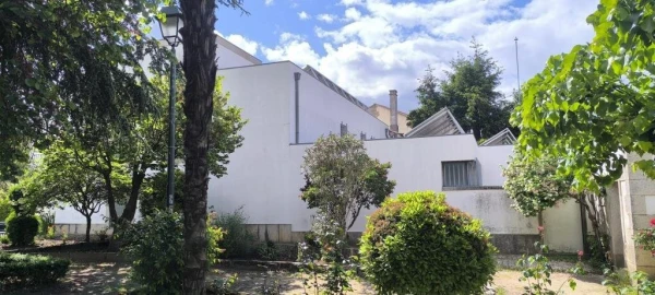 Prédio para Venda em Almeida