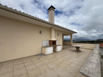 Moradia T5 para Venda em Vale de Estrela
