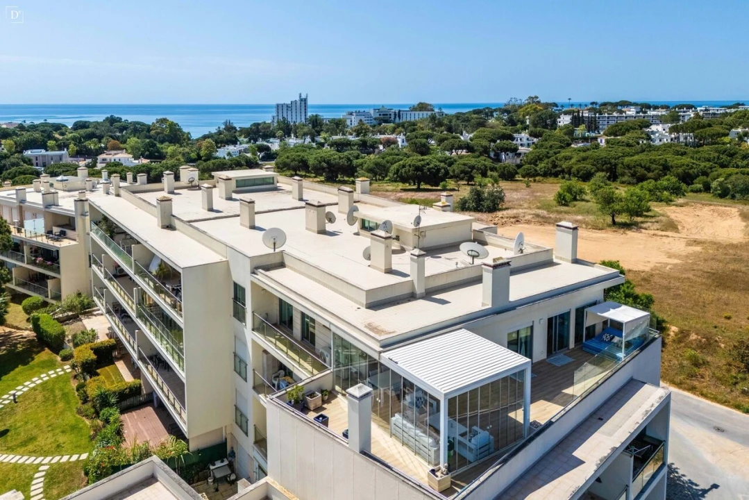 Apartamento T3 para Venda em Albufeira e Olhos de Água Foto 1