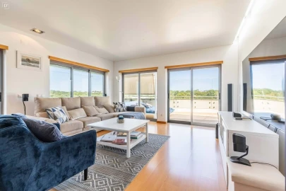 Apartamento T3 para Venda em Albufeira e Olhos de Água