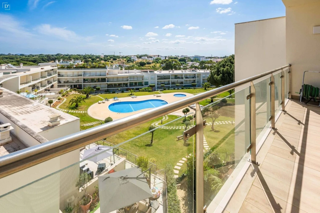 Apartamento T3 para Venda em Albufeira e Olhos de Água Foto 32