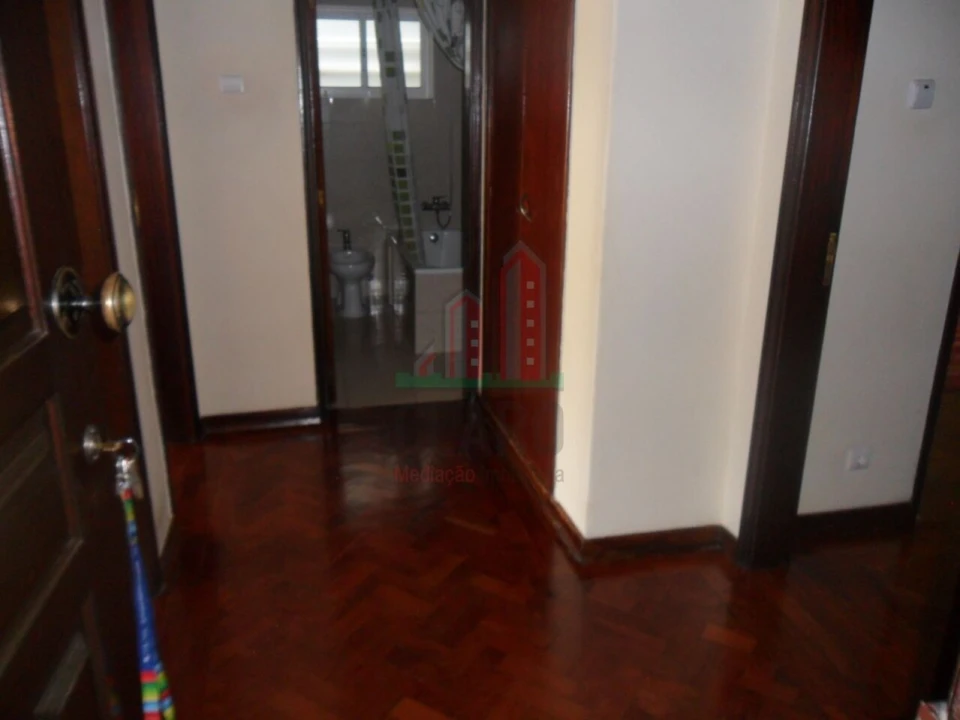 Apartamento T2 para Venda em Sé Nova, Santa Cruz, Almedina e São Bartolomeu Foto 10