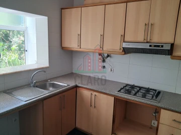 Apartamento T2 para Venda em Sé Nova, Santa Cruz, Almedina e São Bartolomeu