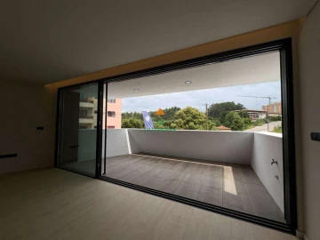 Apartamento T4 para Venda em Gondomar (São Cosme), Valbom e Jovim