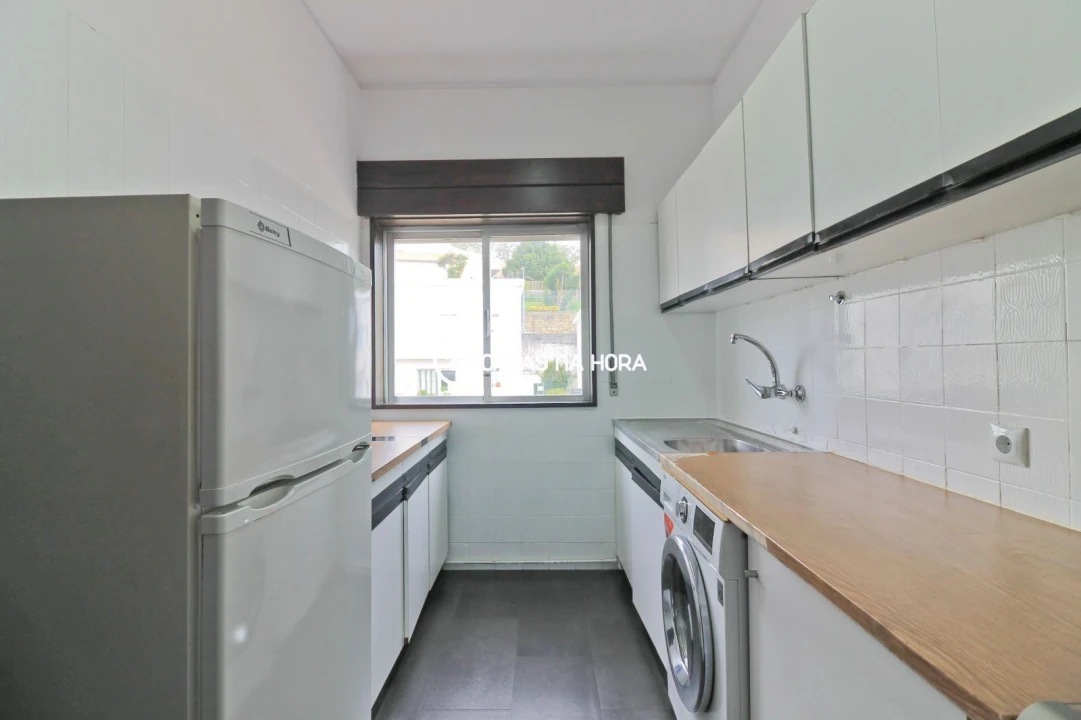 Apartamento T2 para Arrendamento em Aldoar, Foz do Douro e Nevogilde Foto 9