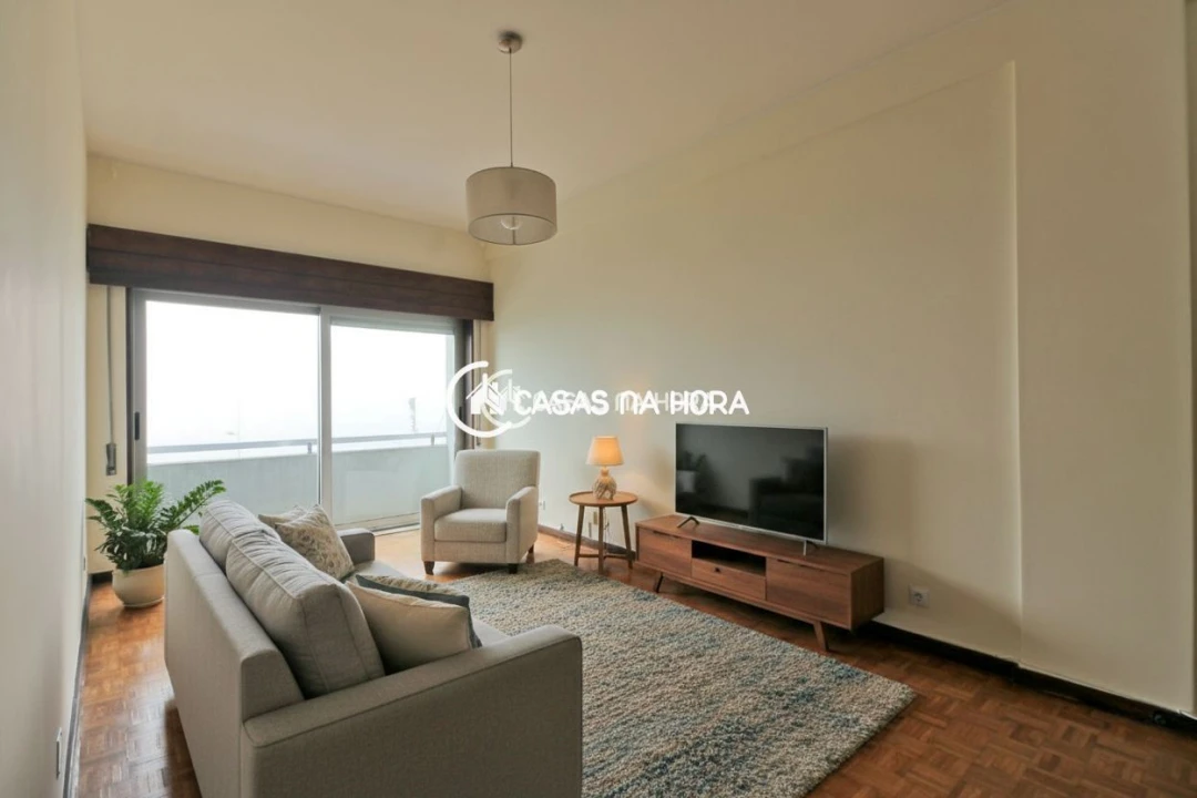 Apartamento T2 para Arrendamento em Aldoar, Foz do Douro e Nevogilde Foto 12