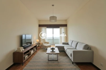 Apartamento T2 para Arrendamento em Aldoar, Foz do Douro e Nevogilde