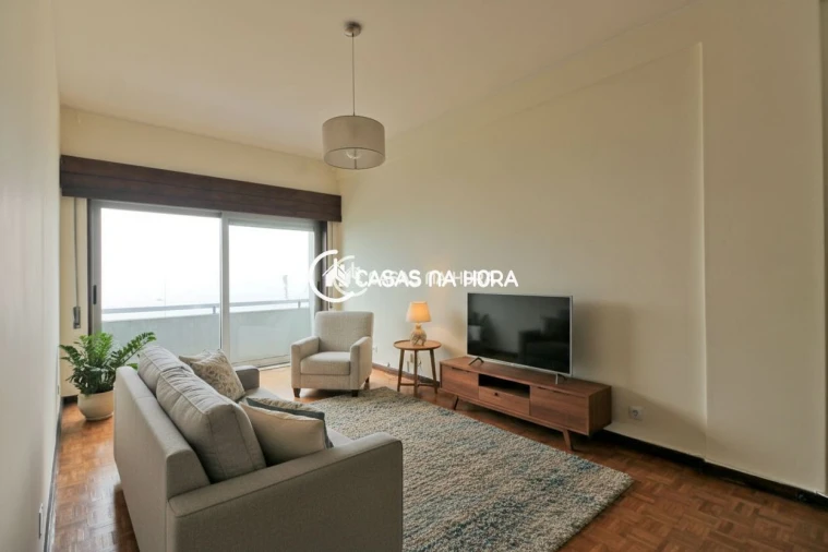 Apartamento T2 para Arrendamento em Aldoar, Foz do Douro e Nevogilde Foto 12