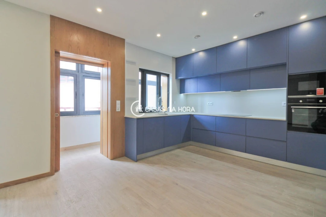Apartamento T2 para Arrendamento em Cedofeita, Santo Ildefonso, Sé, Miragaia, São Nicolau e Vitória Foto 7
