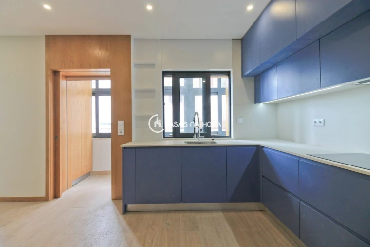 Apartamento T2 para Arrendamento em Cedofeita, Santo Ildefonso, Sé, Miragaia, São Nicolau e Vitória Foto 5