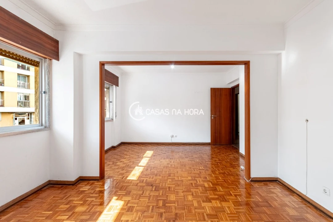 Apartamento T2 para Venda em Oeiras e São Julião da Barra, Paço de Arcos e Caxias Foto 6
