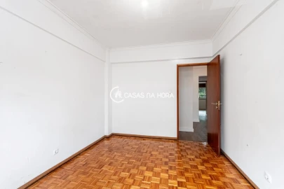 Apartamento T2 para Venda em Oeiras e São Julião da Barra, Paço de Arcos e Caxias