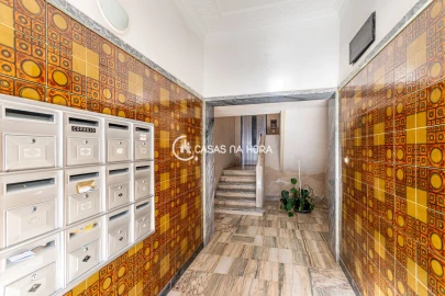 Apartamento T2 para Venda em Oeiras e São Julião da Barra, Paço de Arcos e Caxias