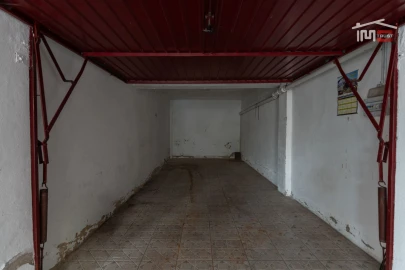 Negócio para Arrendamento em Nossa Senhora da Piedade