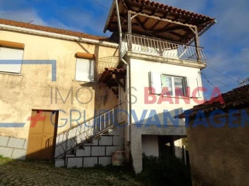 Moradia T3 para Venda em Currelos, Papízios e Sobral
