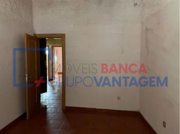 Moradia T3 para Venda em Currelos, Papízios e Sobral
