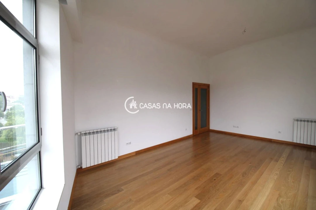 Apartamento T2 para Arrendamento em Viseu Foto 2