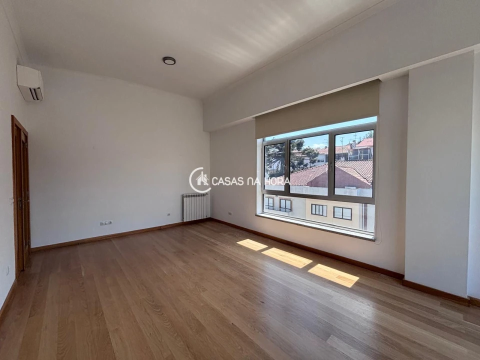 Apartamento T2 para Arrendamento em Viseu Foto 5