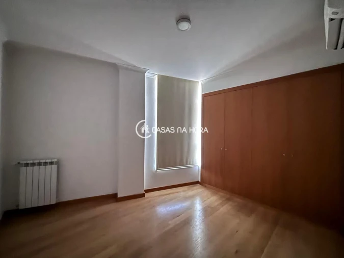 Apartamento T2 para Arrendamento em Viseu Foto 10