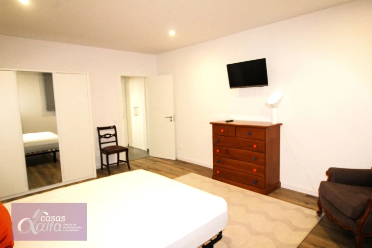 Apartamento T1 para Arrendamento em Leiria, Pousos, Barreira e Cortes Foto 6