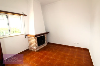 Apartamento T1 para Arrendamento em Leiria, Pousos, Barreira e Cortes