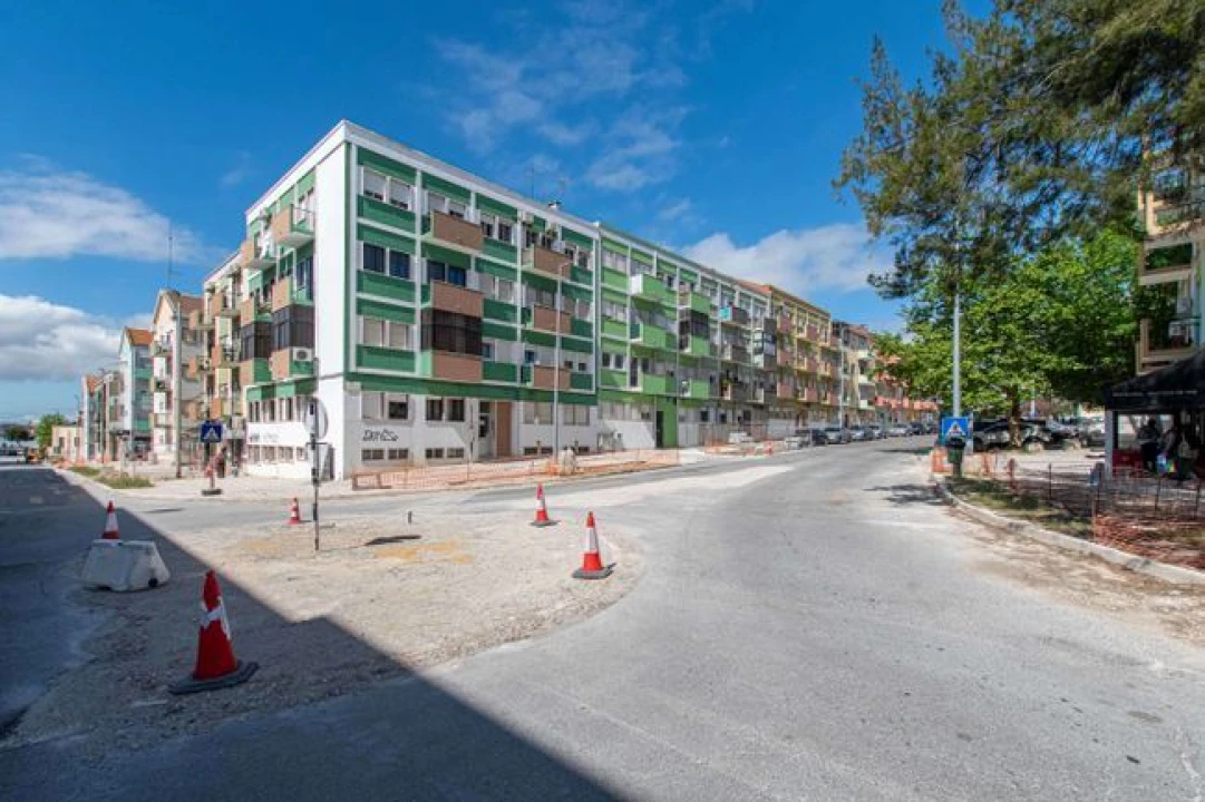 Apartamento T2 para Venda em Alto do Seixalinho, Santo André e Verderena Foto 3