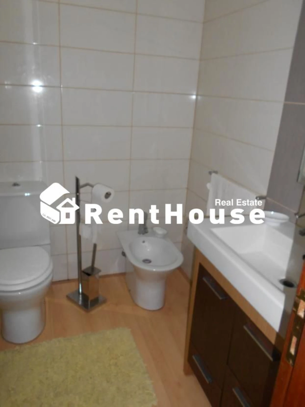 Apartamento T2 para Arrendamento em Tavarede Foto 2