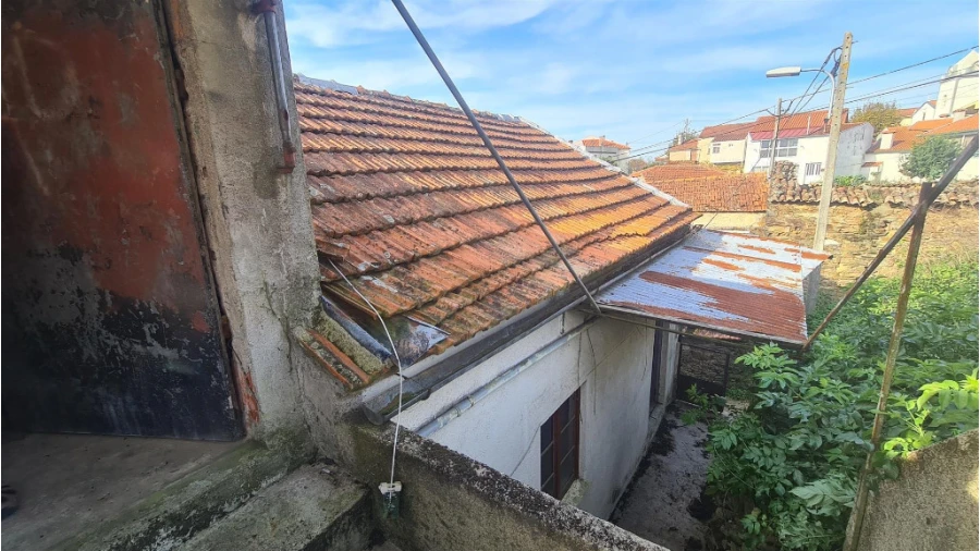 Moradia T3 para Venda em Lorvão Foto 4