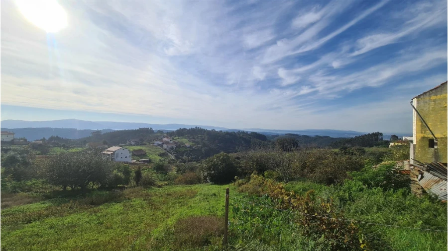 Moradia T3 para Venda em Lorvão Foto 6