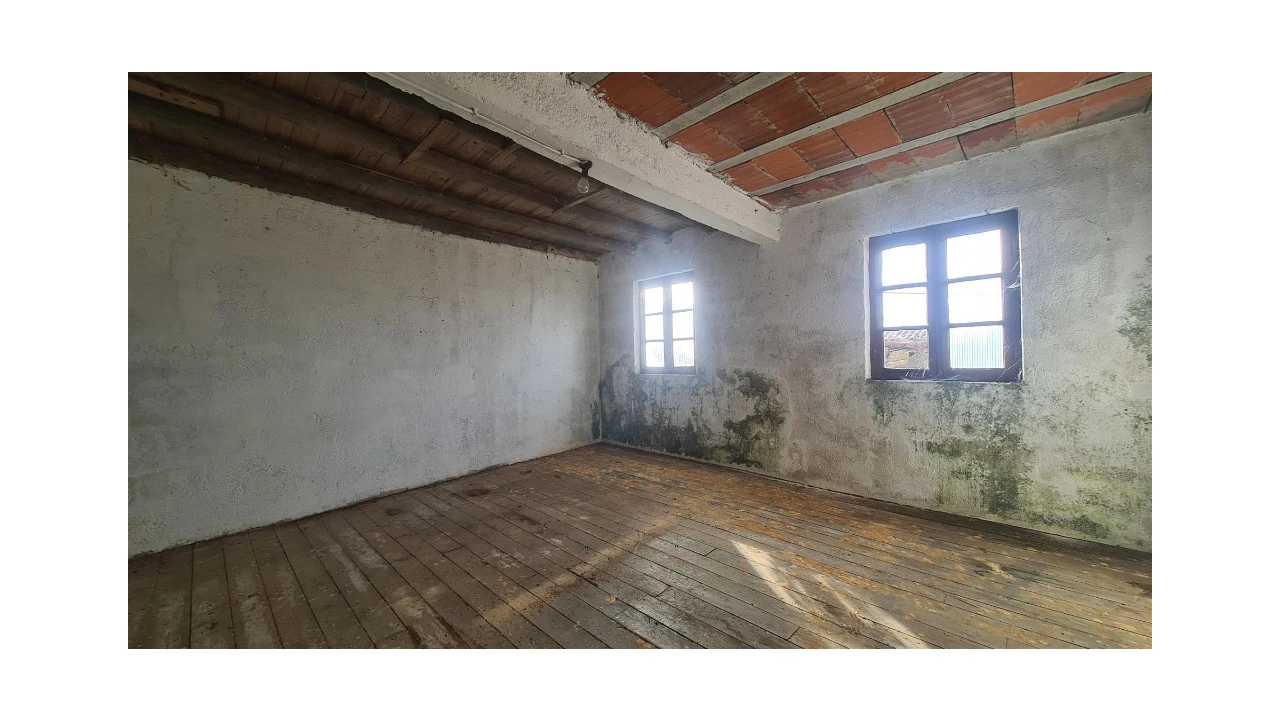 Moradia T3 para Venda em Lorvão Foto 2