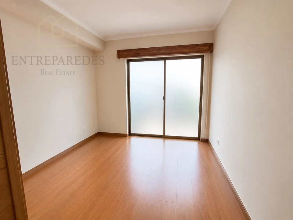 Apartamento T4 para Venda em Vila do Conde Foto 8