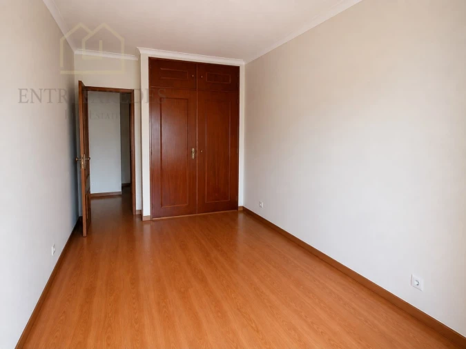 Apartamento T4 para Venda em Vila do Conde Foto 9